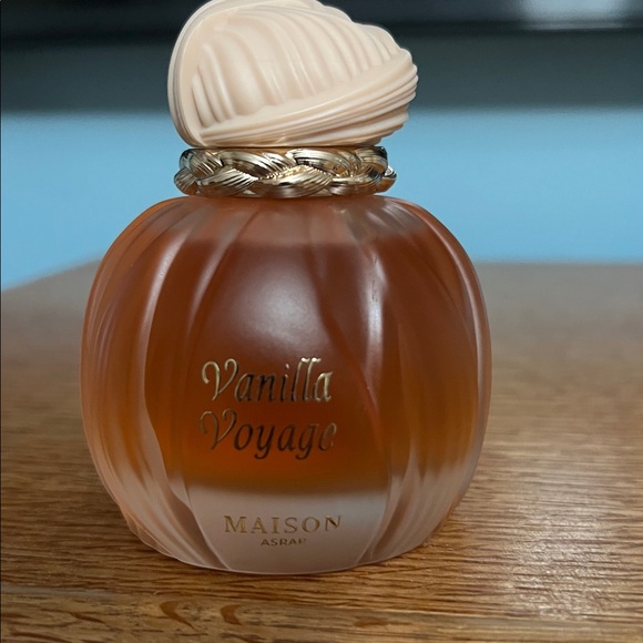 Maison Asrar Vanilla Voyage eu de Parfum - Picture 2 of 3